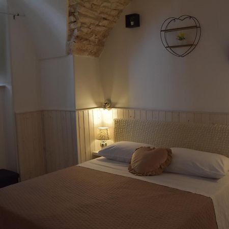 Piccola Pietra Lägenhet Martina Franca Exteriör bild